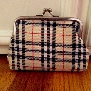 Old-Fashioned Coin Purse
